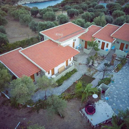 Giola And 1 Apartment