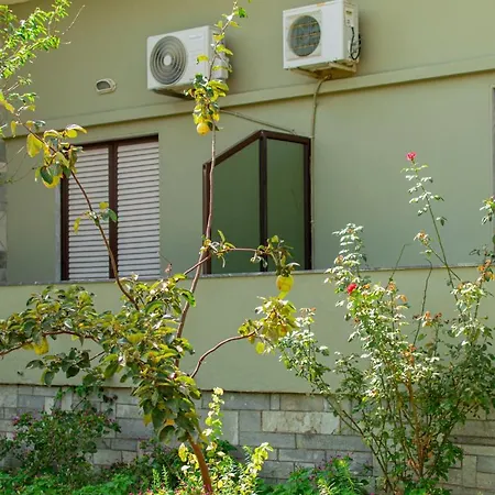 Apartment Giola And 1 *