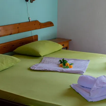 Giola And 1 Apartament